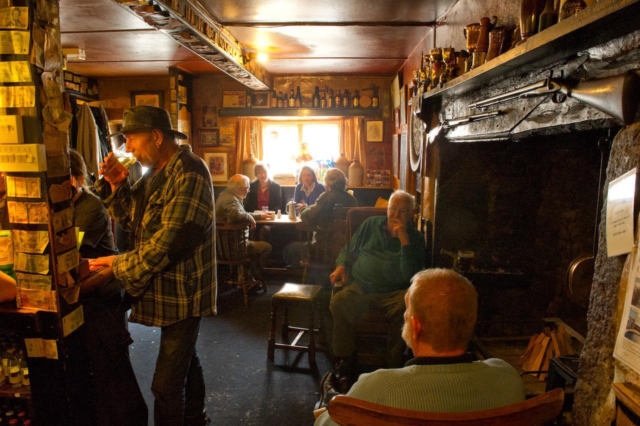 Duke Of York Hotel Dolton Esterno foto